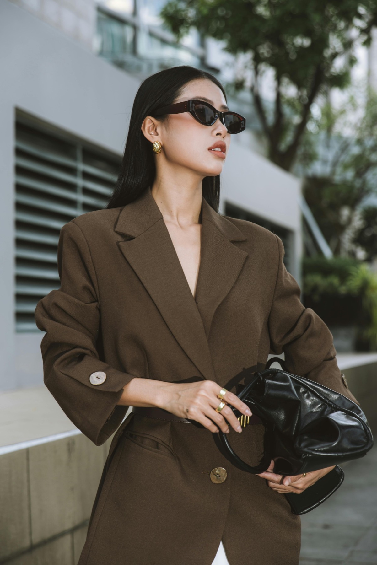 Professional advisor in a blazer